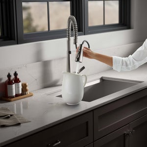 Kohler Vind Semi-Professional Pull-Down Kitchen Sink Faucet