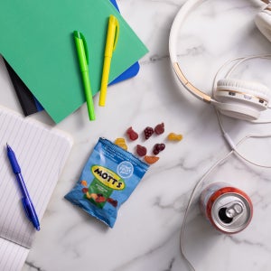 Mott's Fruit Snacks, Assorted Fruit, 0.8 oz, 90-count