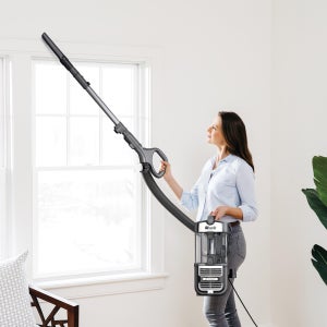 Shark Navigator Lift-Away Upright Vacuum with PowerFins HairPro