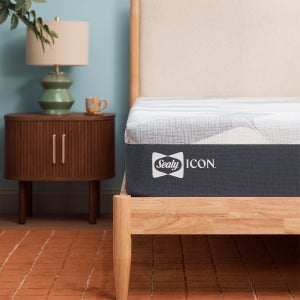 Sealy Icon 12" Medium Hybrid Mattress