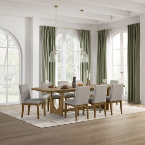 Thomasville Carmel Valley Dining Table and 8 Chairs