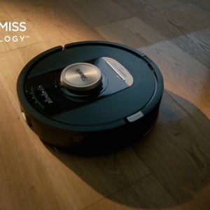 Shark PowerDetect 2-in-1 Robot Vacuum & Mop with NeverTouch Pro Self-Cleaning Base
