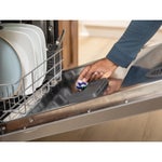 Cascade Platinum Plus Dishwasher Detergent ActionPacs, Fresh, 82-count